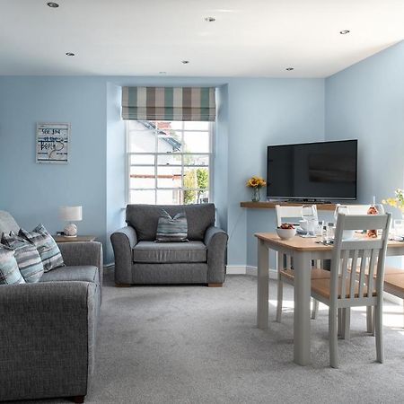 Abbey Road Boutique Holiday Apartment Llandudno Exterior photo